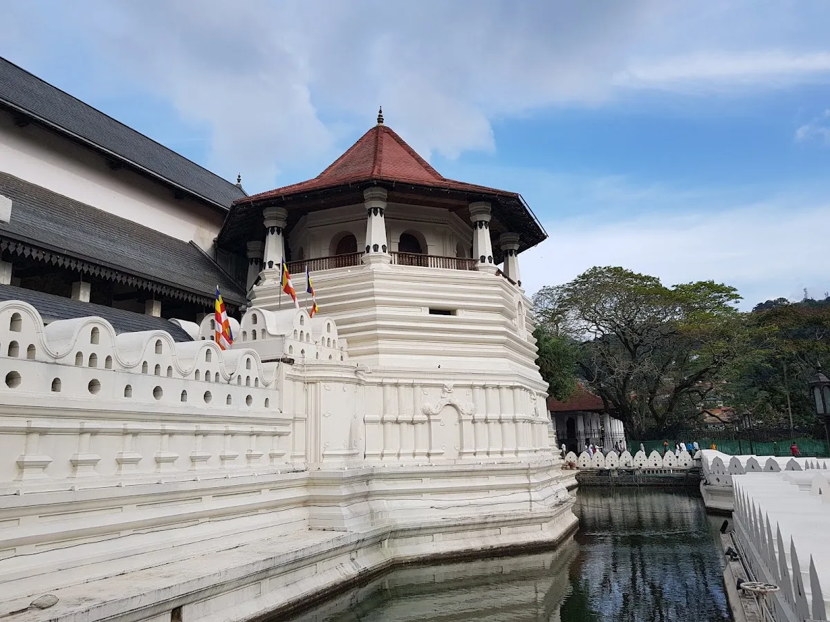 Temple de la Dent sacrée