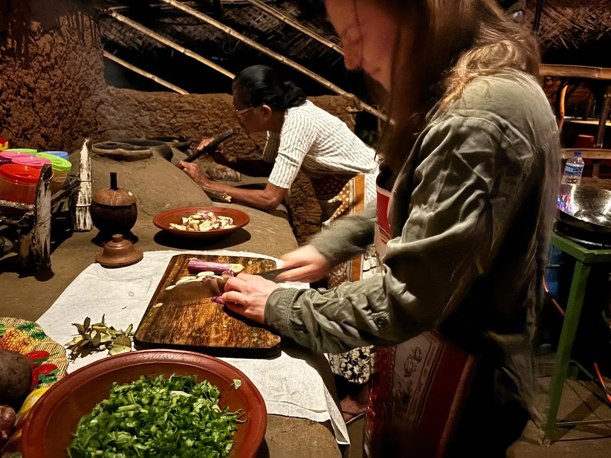 Cuisine villageoise avec une famille d'accueil